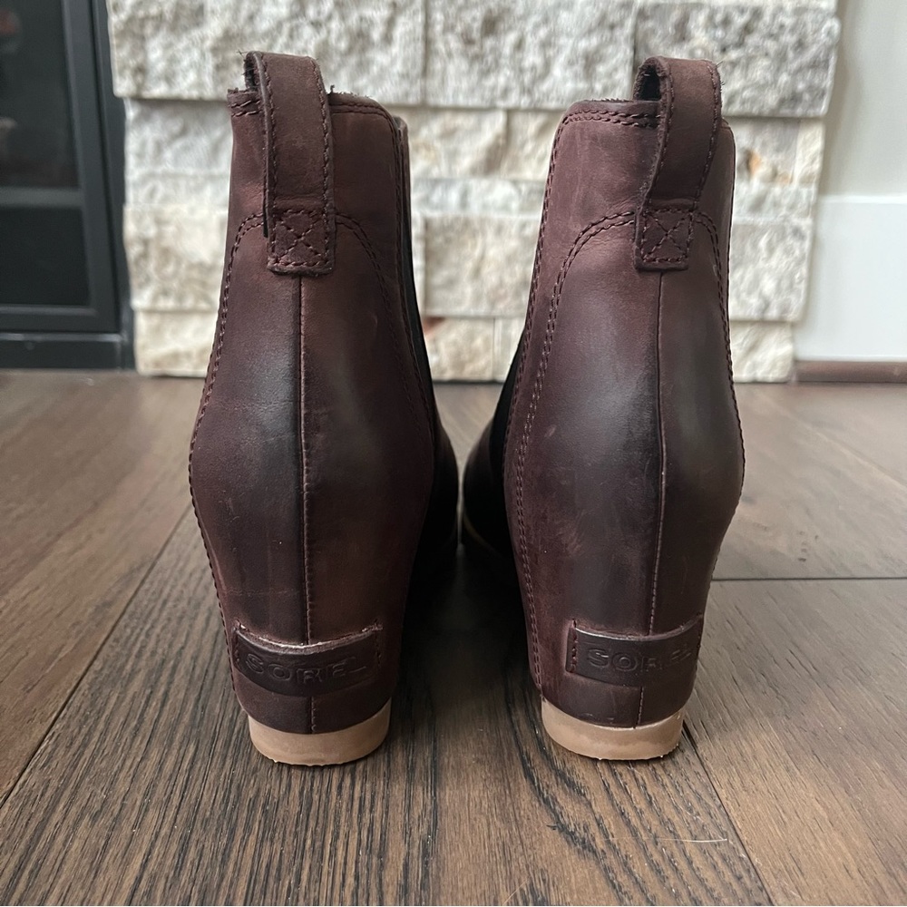 Women’s Sorel Lea Wedge Chelsea Bootie, Redwood brown size 7.5 - Picture 4 of 13